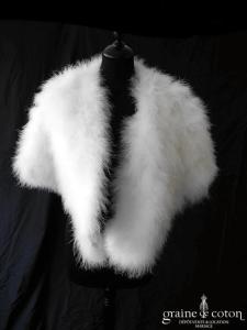 Étole / cape en duvet de cygne ivoire