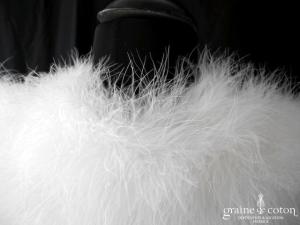 Étole / cape en duvet de cygne ivoire