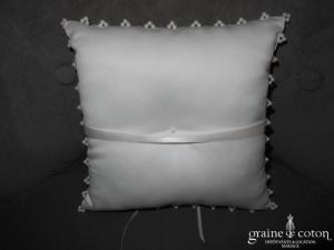 Pronuptia - Coussin d'alliances en dentelle ivoire clair