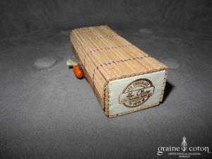 Boite en bâtons d'osier