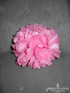 Fleur rose à déplier en papier façon pompom