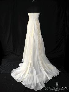 Harriet de Prag pour Cymbeline - Robe sirène en soie brochée champagne