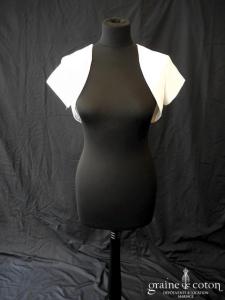 Boléro en satin blanc