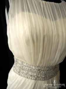 Urszula Wolny - Création en tulle plissé ivoire