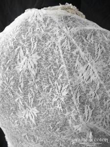 Madeline Gardner - Boléro en dentelle perlée