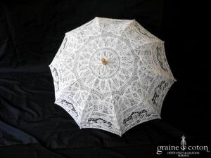 Ombrelle en dentelle