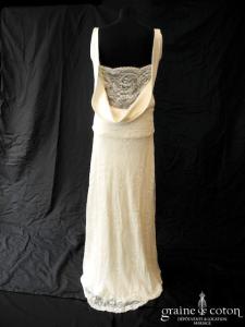 Charlie Brear - Création taille basse fluide en en satin de soie et dentelle de Chantilly