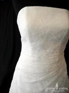 Lilly - Robe en dentelle drapée