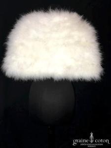 Cymbeline - Étole / cape en duvet de cygne ivoire clair