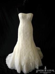 Pronovias - Prototype sirène en dentelle ivoire