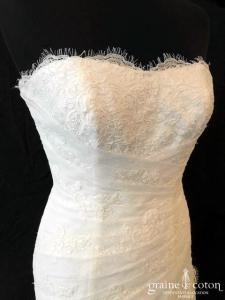 Pronovias - Prototype sirène en dentelle de Calais ivoire