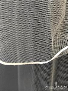 Bianco Evento - Voile court en tulle souple surjeté