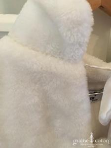 Cape en fausse fourrure blanche enfant