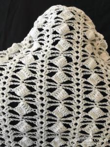 Étole en crochet blanc avec franges - fait main