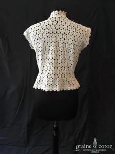 Chemisier / top vintage en dentelle ivoire clair