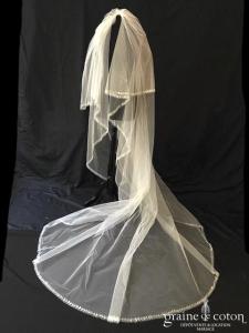 Pronovias - Voile long de 3,5 mètres en tulle bordé de pétales