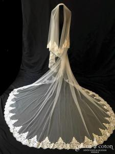 Voile en tulle souple ivoire long de 3 mètres, bordé de dentelle
