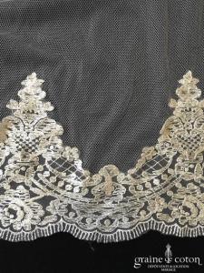 Voile en tulle souple ivoire long de 3 mètres, bordé de dentelle