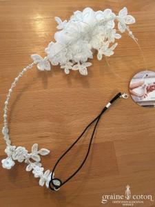 Bianco Evento - Coiffe en dentelle cristaux et perles ivoires
