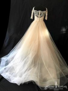 Kleinfeld New York - Création en dentelle et tulle rose pâle