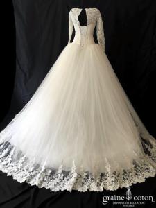 Jalouses - Création en tulle et dentelle ivoire