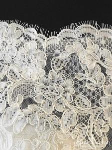 Justin Alexander - Boléro court en dentelle Janais