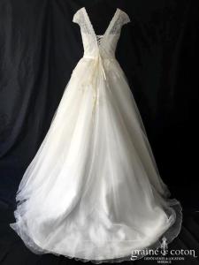 Oksana Mukha - Clarène