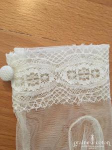 Gants courts en tulle et dentelle ivoires