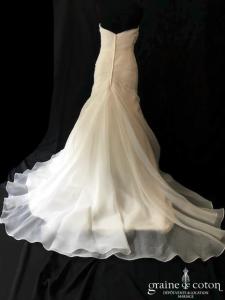 Luna Novias - Temple