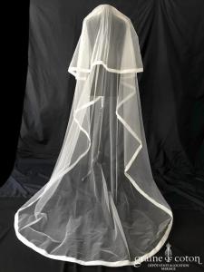 Pronovias - Voile Aurora long de 2,50 mètres en tulle ivoire bordé d'un large biais d'organza