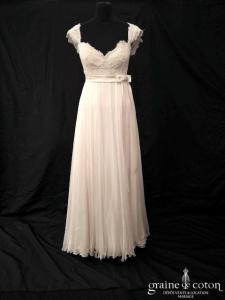 Piotr Miklas - Création en dentelle de Calais et mousseline de soie ivoire clair