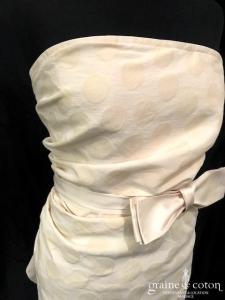 Lanvin collection Blanche - Création drapée en laine et lin ivoire façon plumetis