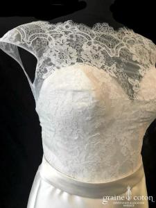 Rosa Clara - Prototype en dentelle et mikado