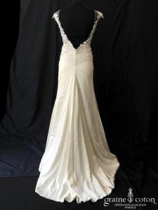 Hager Ayed - Création en tulle dentelle et satin