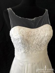 David Bridal - Création en tulle et dentelle champagne clair