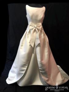 Rosa Clara - Sandrine et sa sur-traîne ceinturée