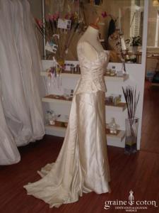 Créateur en soie ivoire