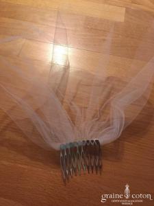 Etsy - Voilette en tulle ivoire clair montée sur peigne