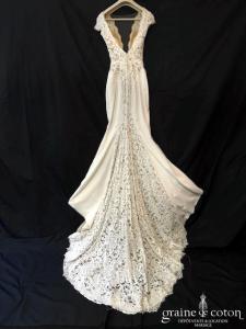 Berta Bridal - Robe sirène en crêpe de soie et dentelle ivoire clair