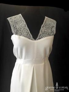 Envie de fraise - Robe courte en crêpe et dentelle ivoire clair