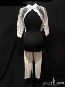 Création - Combinaison de mariée en crêpe et dentelle