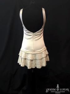 Delphine Manivet - Robe courte en satin de soie ivoire et dentelle