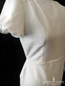 Delphine Manivet - Robe de grossesse en crêpe de soie ivoire avec manches ballon