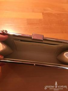 Rainbow - Pochette Charlotte en satin ivoire clair