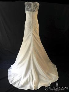 Brinkman - Robe en taffetas et dentelle