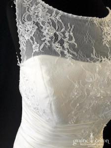 Brinkman - Robe en taffetas et dentelle