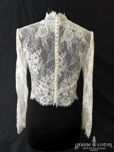 Pronovias - Boléro en dentelle de Calais à manches longues et dos boutonné