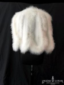 Étole / cape en duvet ivoire clair