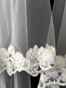 Cosmobella - Voile court en tulle ivoire bordé de dentelle