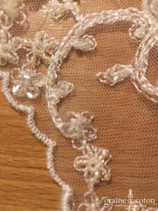 Bonnet /calotte de mariée en tulle et broderies ivoire